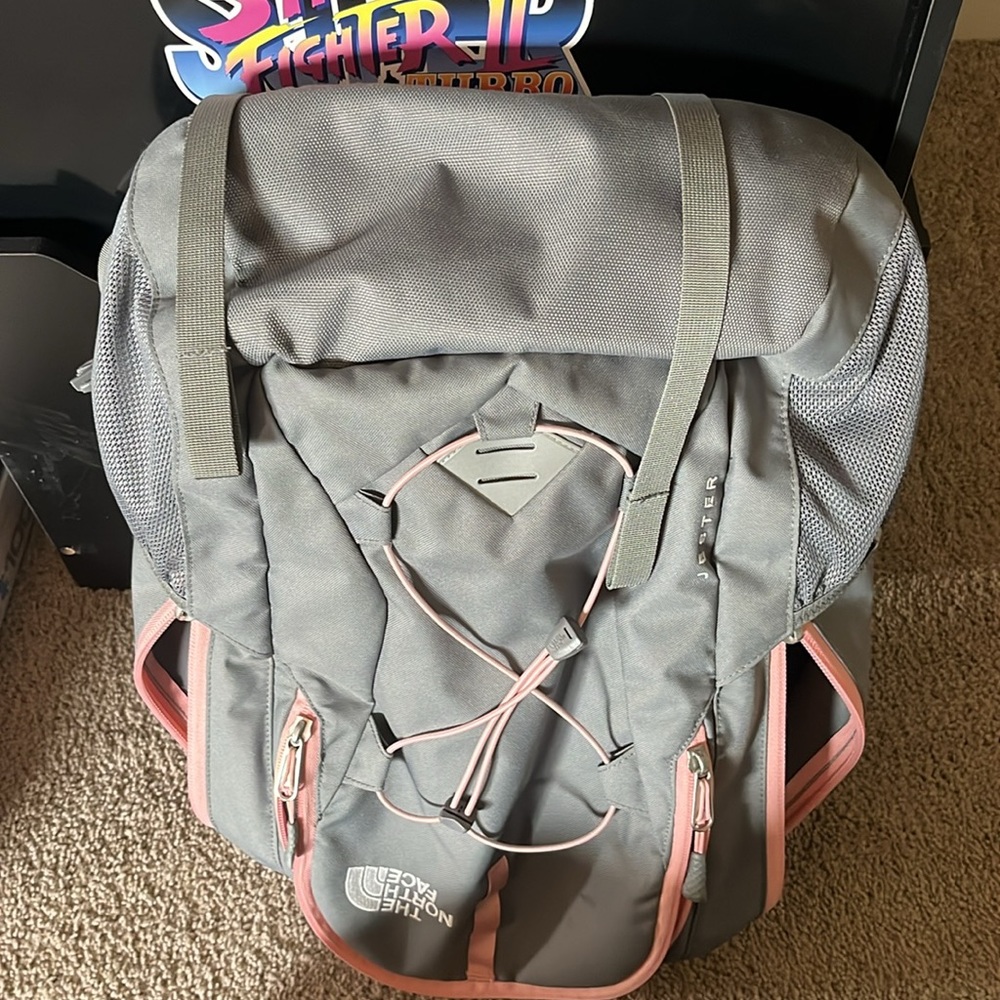North face backpack - Picture 6 of 6